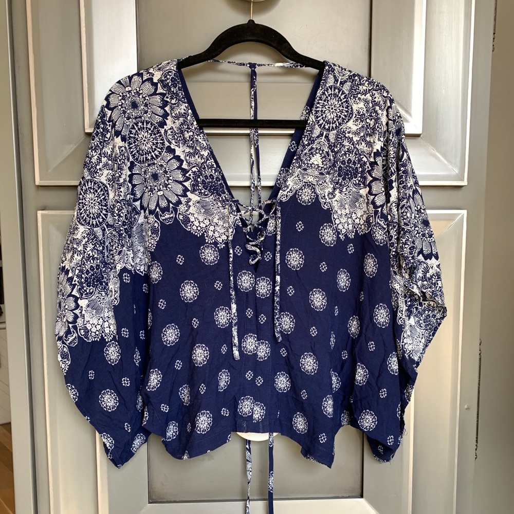 Lulus Top • - Picture 10 of 14